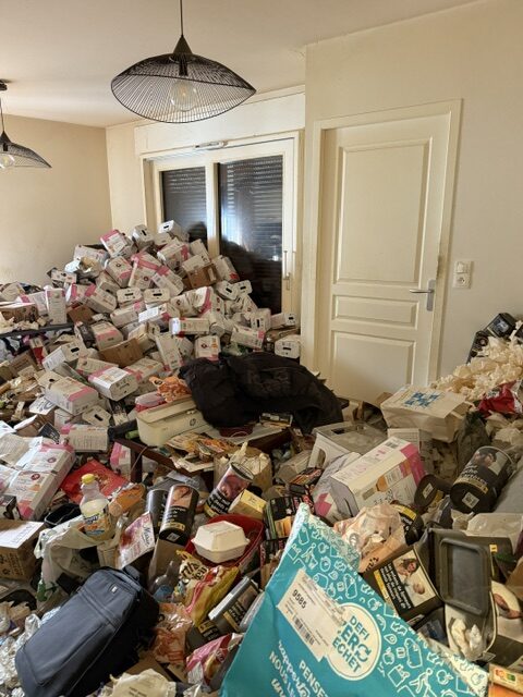 Comment surmonter l'accumulation compulsive : guide de nettoyage efficace image2